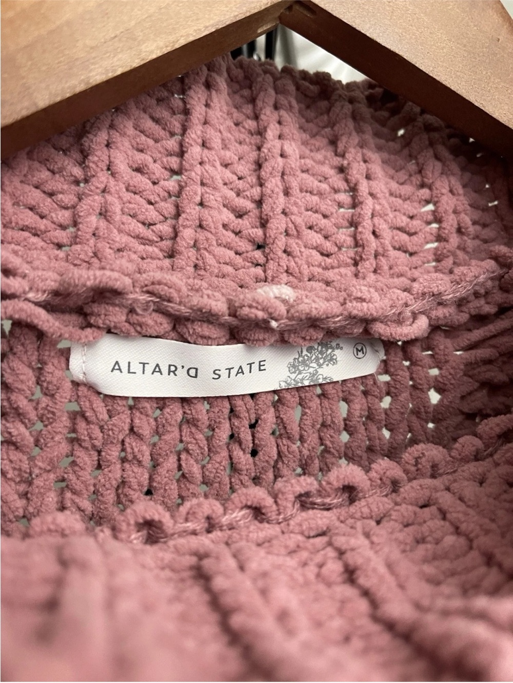 Altar'd State Dusty Rose Cropped Cable Turtleneck Sweater - Picture 7 of 8